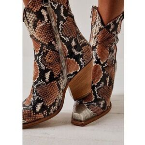 Free People Taupe Brayden Snake Western Boots in Snake Print Size-9 1/2 NWT